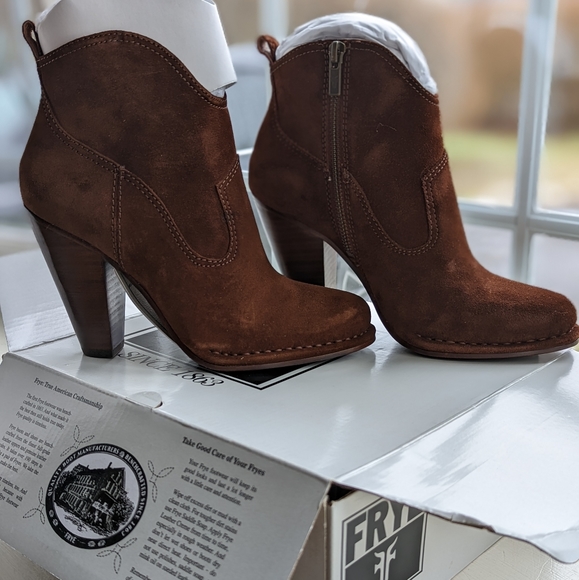 Frye Shoes - :NWT:|:FRYE:|Madeline Short Boot